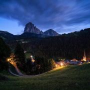 短发尤物 短发尤物镜子里的短发尤物人