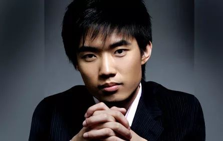 91麻豆精品国产VA在线观看海报